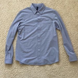 EUC Men’s Lululemon Button Up shirt. Men’s size Medium, light Blue